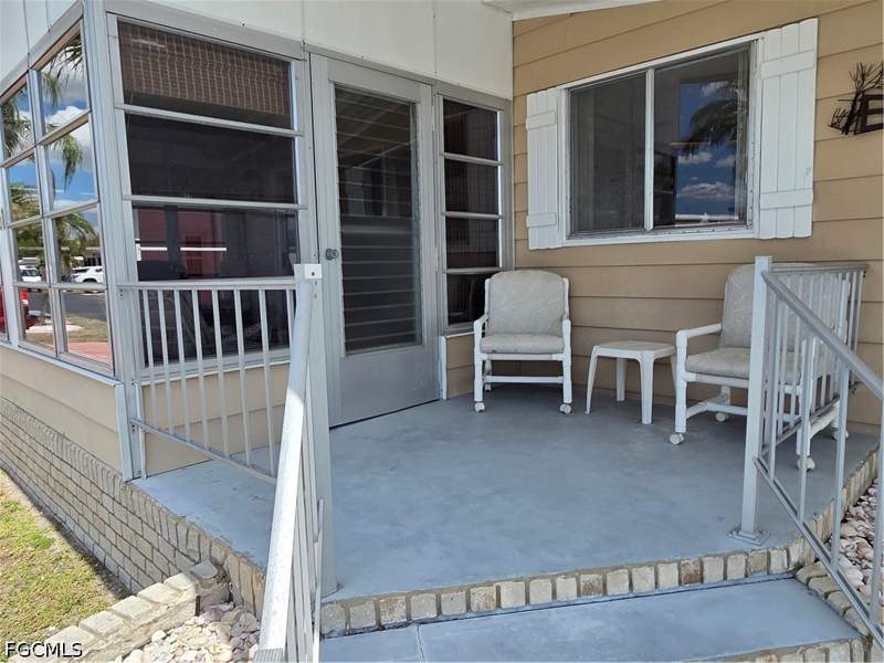 2 bedroom ManufacturedHome at 561 Winning Way, Lazy Days Mobile Village, North Fort Myers — photo 3