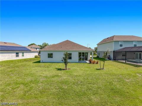8792 Cascade Price Cir, North Fort Myers FL - photo 15 of 35