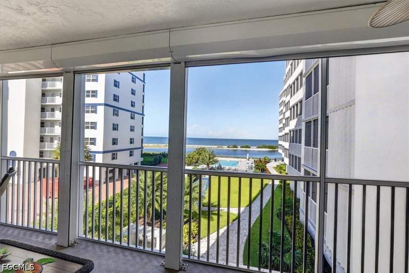 2 bedroom Condominium at 7000 Estero Blvd 205, Island Reef Condo, Fort Myers Beach — photo 3