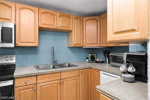 58 N Collier Blvd 1601, Marco Island FL - photo 23 of 48