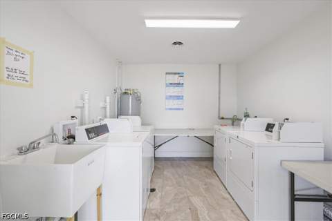 3225 E Riverside Dr 63F, Fort Myers FL - photo 16 of 28