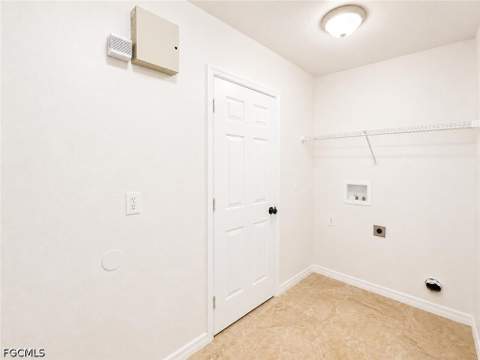 918 Marilyn Ave S, Lehigh Acres FL - photo 7 of 24