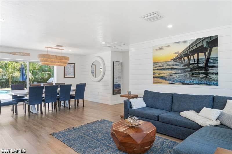 4 bedroom SingleFamilyResidence at 2965 Woodside Ave, Hallendale, Naples — photo 5
