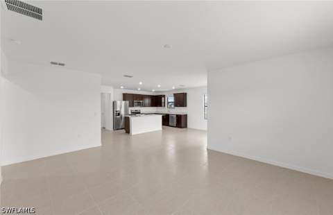 624 Oasis Lake Pl, Lehigh Acres FL - photo 15 of 29