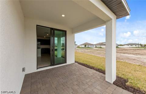 624 Oasis Lake Pl, Lehigh Acres FL - photo 8 of 29
