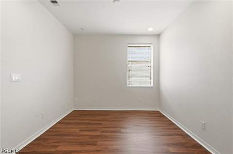 4327 Avian Ave, Fort Myers FL - photo 15 of 46