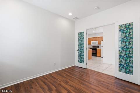 4327 Avian Ave, Fort Myers FL - photo 16 of 46