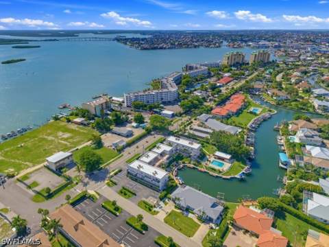 1152 Bald Eagle Dr A4, Marco Island FL - photo 20 of 24