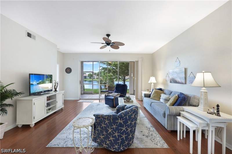 2 bedroom Condominium at 325 Dover Pl 103, Dover Place, Naples — photo 4