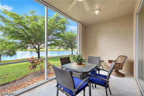 325 Dover Pl 103, Naples FL - photo 9 of 36