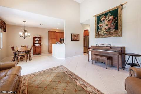 3911 Aurora Ct, Naples FL - photo 12 of 37