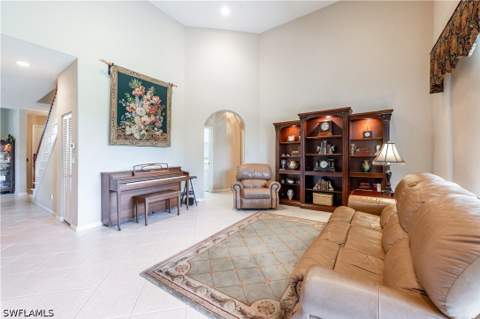 3911 Aurora Ct, Naples FL - photo 13 of 37