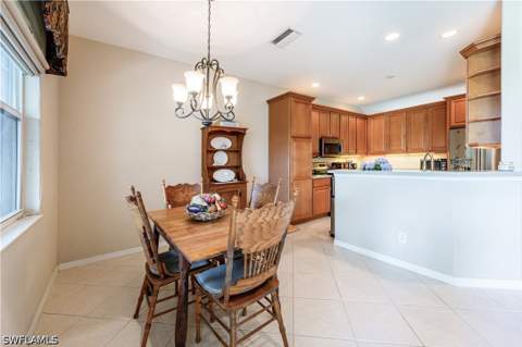 3911 Aurora Ct, Naples FL - photo 9 of 37