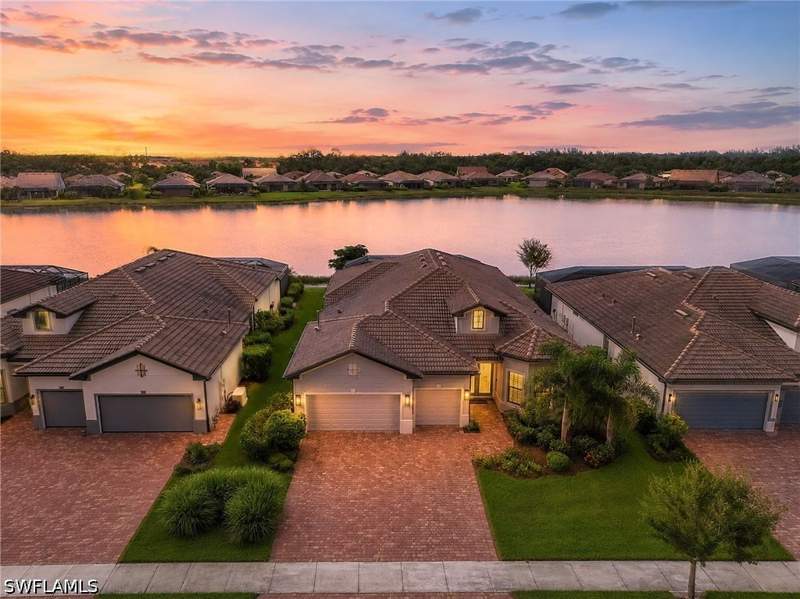 3 bedroom SingleFamilyResidence at 6851 Winding Cypress Dr, Winding Cypress, Naples — photo 4