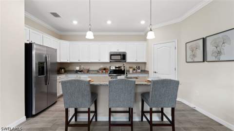 5165 Sugarwood Dr, Naples FL - photo 6 of 17