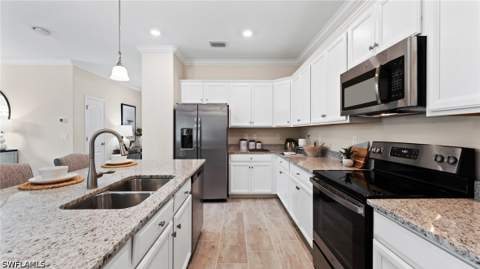 5165 Sugarwood Dr, Naples FL - photo 9 of 17