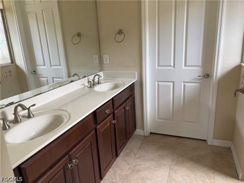3272 Royal Gardens Ave, Fort Myers FL - photo 12 of 22