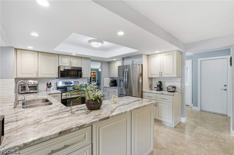 3 bedroom SingleFamilyResidence at 15602 Copra Ln, Tahitian Shores, Fort Myers — photo 3