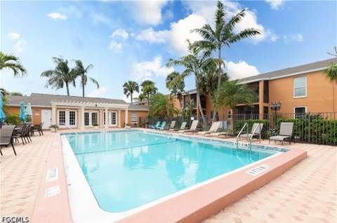 12656 Kenwood Ln B, Fort Myers FL - photo 19 of 22