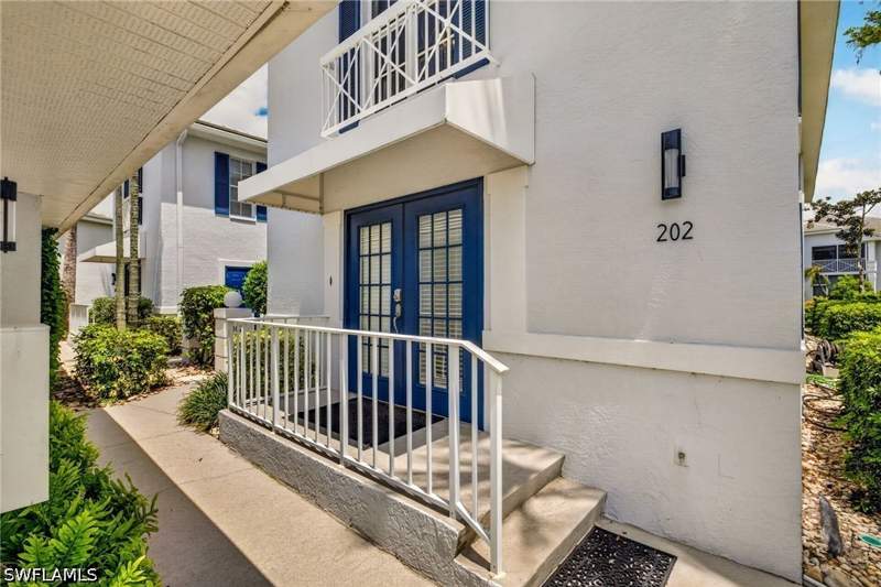 2 bedroom Condominium at 7108 Barrington Cir 202, Barrington Club, Naples — photo 3