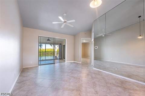 242 Newport Dr 509, Naples FL - photo 10 of 37
