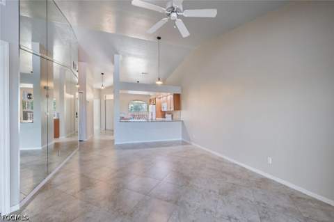 242 Newport Dr 509, Naples FL - photo 11 of 37