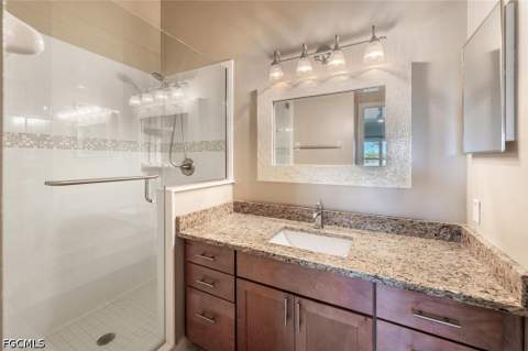 242 Newport Dr 509, Naples FL - photo 15 of 37