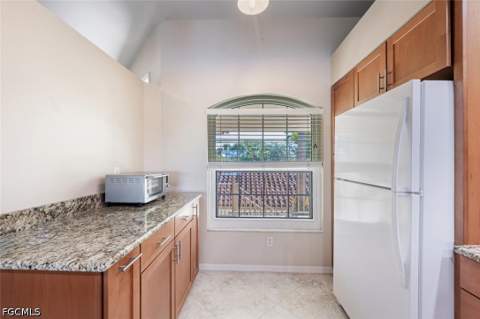 242 Newport Dr 509, Naples FL - photo 7 of 37