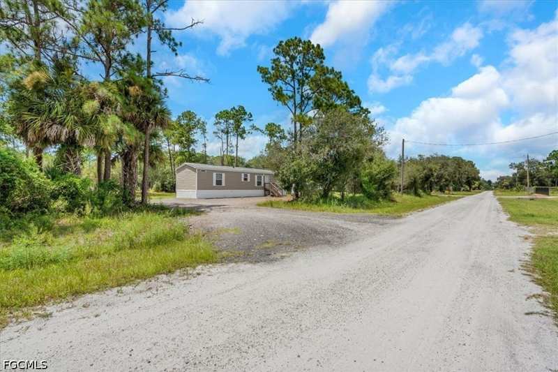 2 bedroom SingleFamilyResidence at 470 S Jinete St, Montura, Clewiston — photo 1