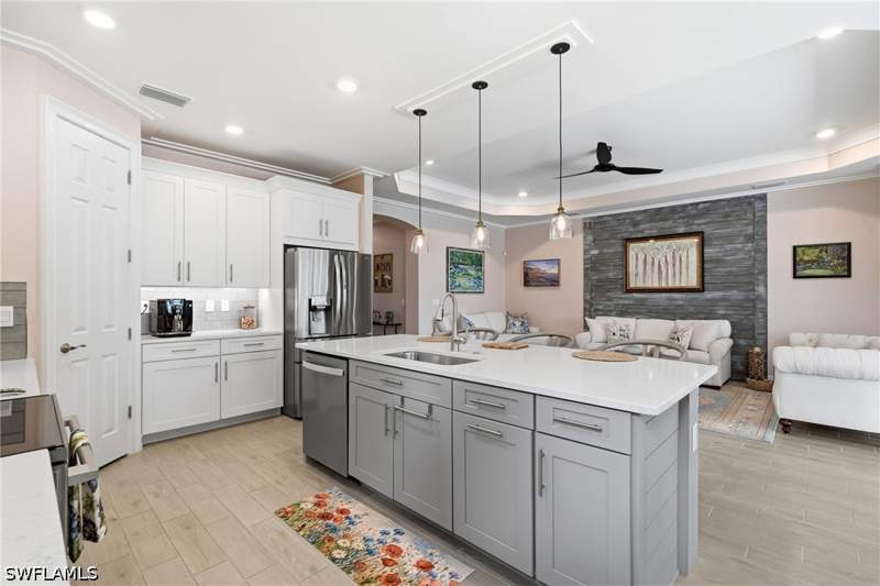 3 bedroom SingleFamilyResidence at 28113 Seasons Tide Ave, Seasons At Bonita, Bonita Springs — photo 4