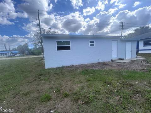 2655 Market St, Fort Myers FL - photo 19 of 19