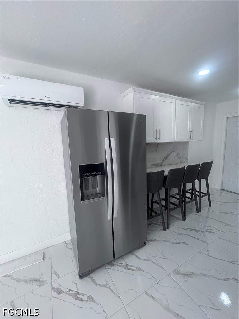 2 bedroom SingleFamilyResidence at 2655 Market St, Fort Myers, Fort Myers — photo 3