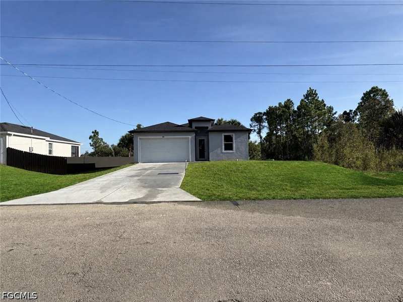 3 bedroom SingleFamilyResidence at 2508 21st St W, Lehigh Acres, Lehigh Acres — photo 1