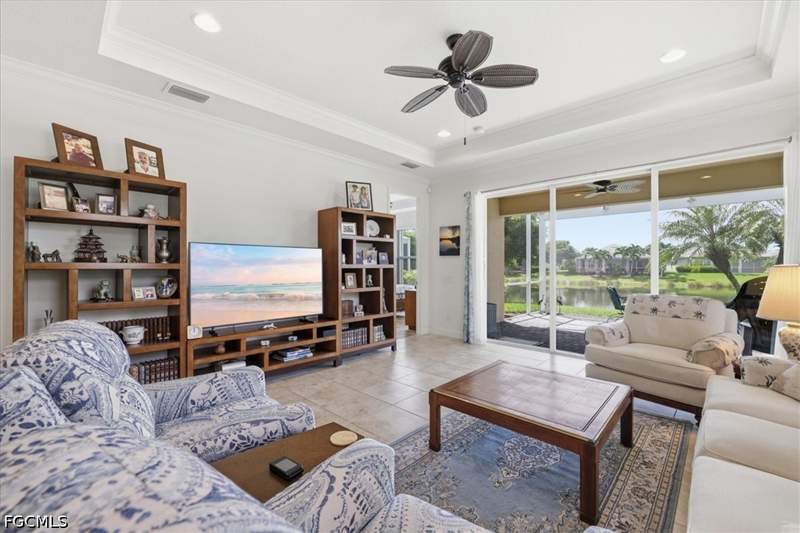 3 bedroom SingleFamilyResidence at 2612 Vareo Ct, Sandoval, Cape Coral — photo 2