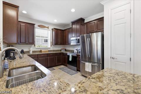 2612 Vareo Ct, Cape Coral FL - photo 7 of 21