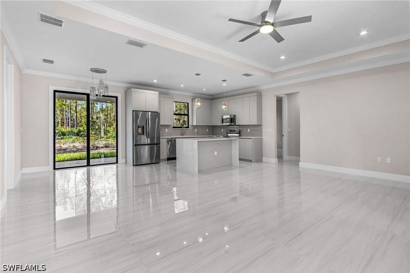 3 bedroom SingleFamilyResidence at 4210 66th Ave NE, Golden Gate Estates, Naples — photo 4