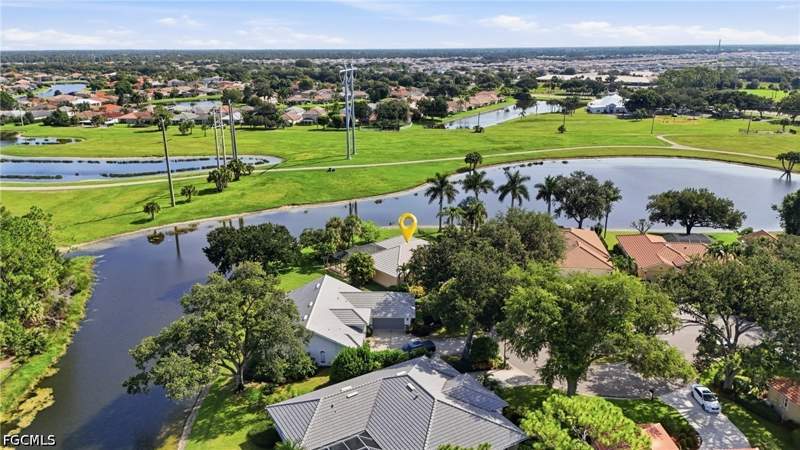 4 bedroom SingleFamilyResidence at 13170 Parkline Dr, Pinewood Lakes, Fort Myers — photo 4