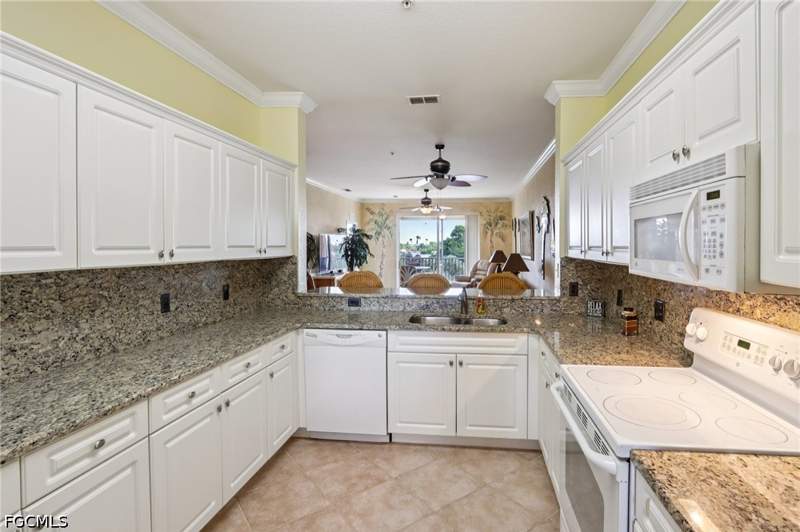 2 bedroom Condominium at 8341 Whiskey Preserve Cir 549, Terrace III At Riverwalk, Fort Myers — photo 5