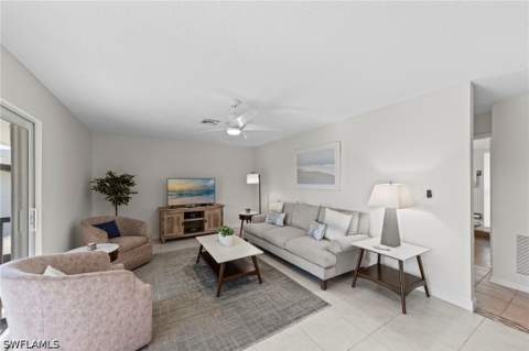 263 Palm Dr 4, Naples FL - photo 12 of 50