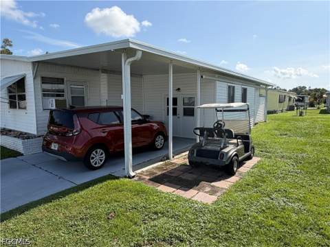 653 Future Dr, North Fort Myers FL - photo 7 of 24