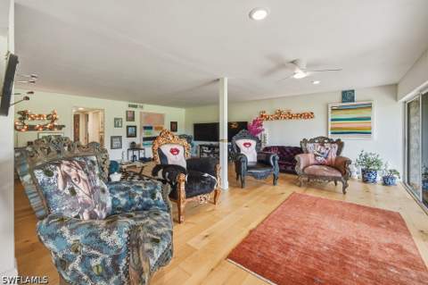 103 Clubhouse Dr 152, Naples FL - photo 10 of 36