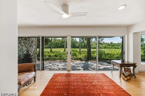 103 Clubhouse Dr 152, Naples FL - photo 13 of 36