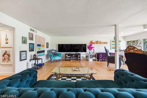 103 Clubhouse Dr 152, Naples FL - photo 6 of 36