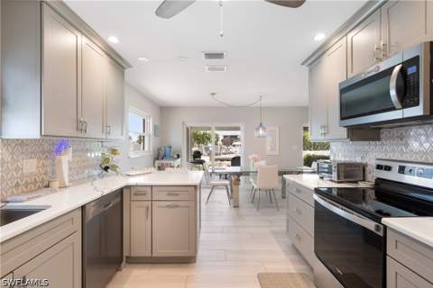 105 Jamaica Dr, Naples FL - photo 10 of 33