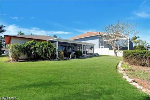 105 Jamaica Dr, Naples FL - photo 21 of 33