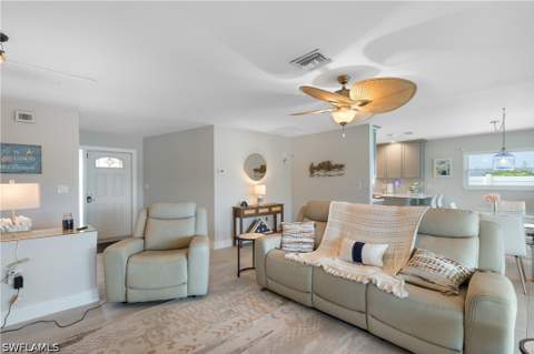 105 Jamaica Dr, Naples FL - photo 7 of 33