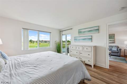 37 High Point Cir E 208, Naples FL - photo 10 of 19