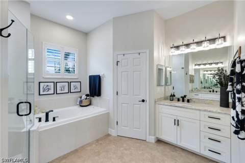 8223 Potomac Ln, Naples FL - photo 10 of 50