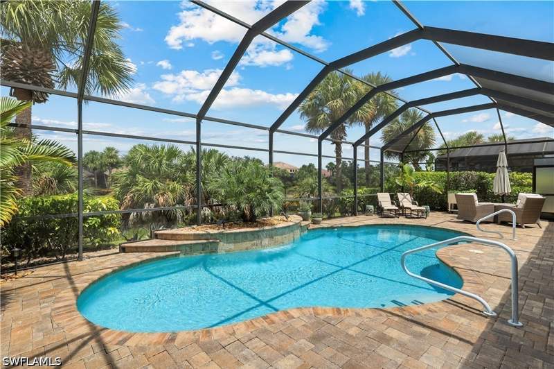 3 bedroom SingleFamilyResidence at 8223 Potomac Ln, Madison Park, Naples — photo 2