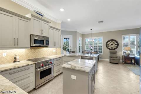 8223 Potomac Ln, Naples FL - photo 7 of 50
